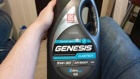 Как отличить подделку моторного масла Лукойл Genesis 5W-30 в Оджи