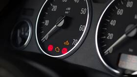 Почему на приборной панели горит индикатор Check Engine в Оджи